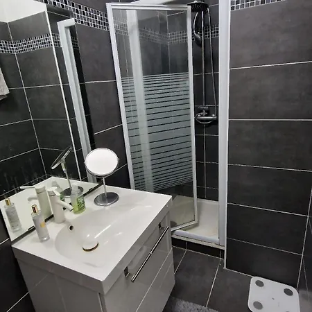 Cosy 1-bedroom - 17 Appartamento